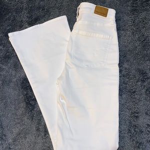 American Eagle 0 white high waisted flare jeans